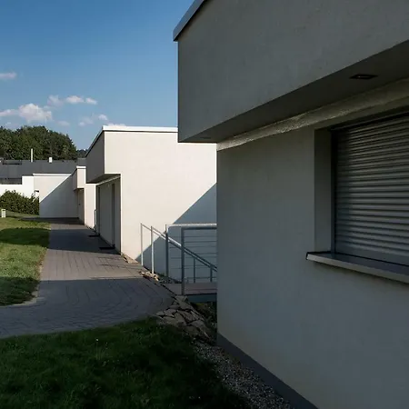 Sloneczny Grodek 11 *