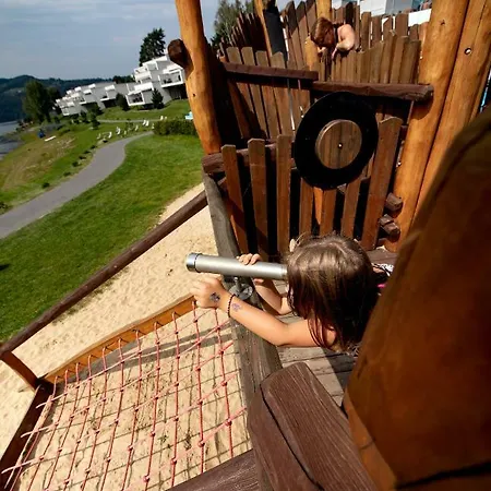 Sloneczny Grodek 11 Apartment *