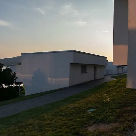 Apartment Sloneczny Grodek 11 *